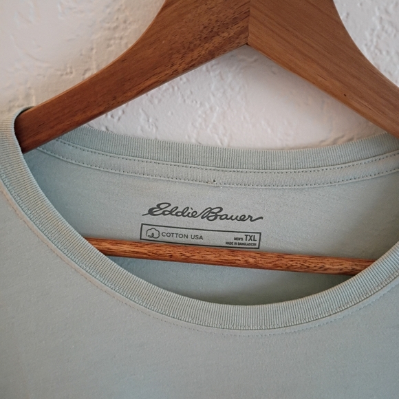 Eddie Bauer Men's Seafoam Graphic Tee - Picture 2 of 3